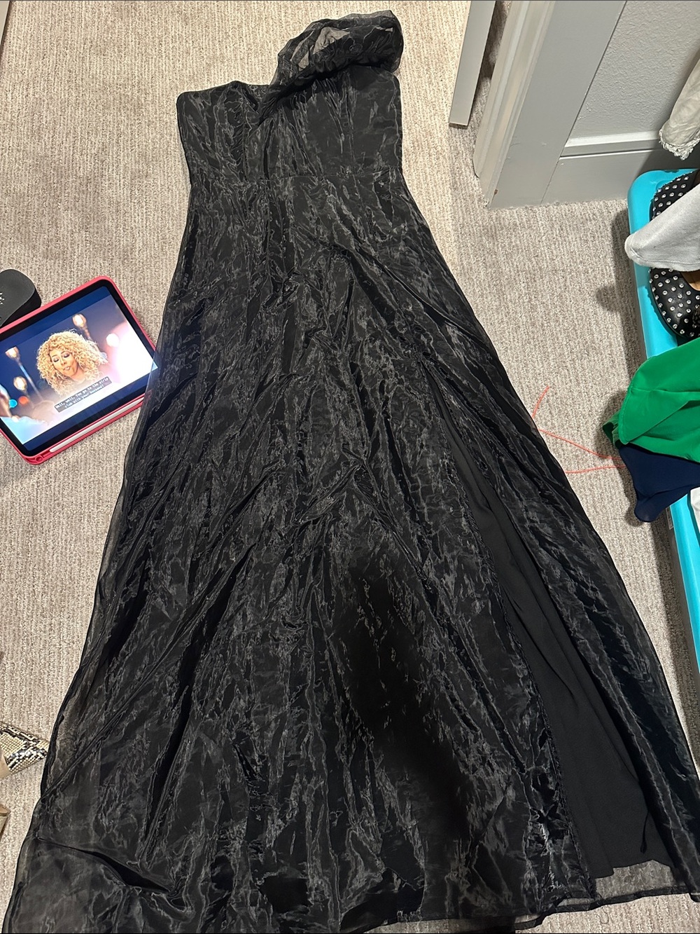 Elegant Black Evening Gown